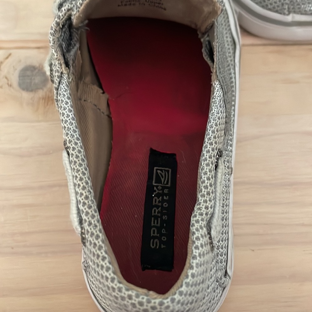 SPERRY TopSider girls silver boat shoes size 11 GUC - Picture 14 of 14